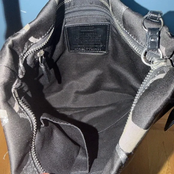 Coach Black and Brown Crossbody Bag with hang tag - Picture 4 of 7